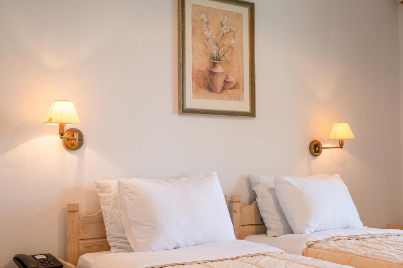 Marabou Hotel Chorefto Esterno foto