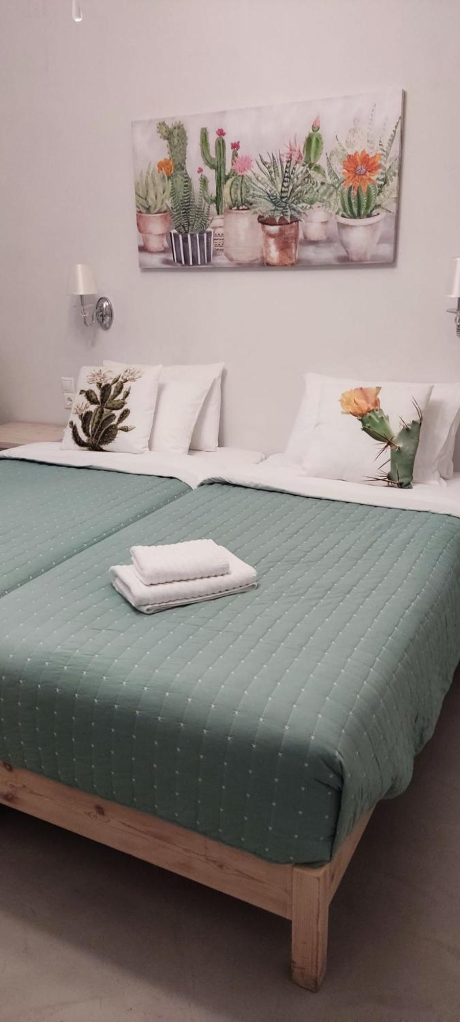Marabou Hotel Chorefto Esterno foto